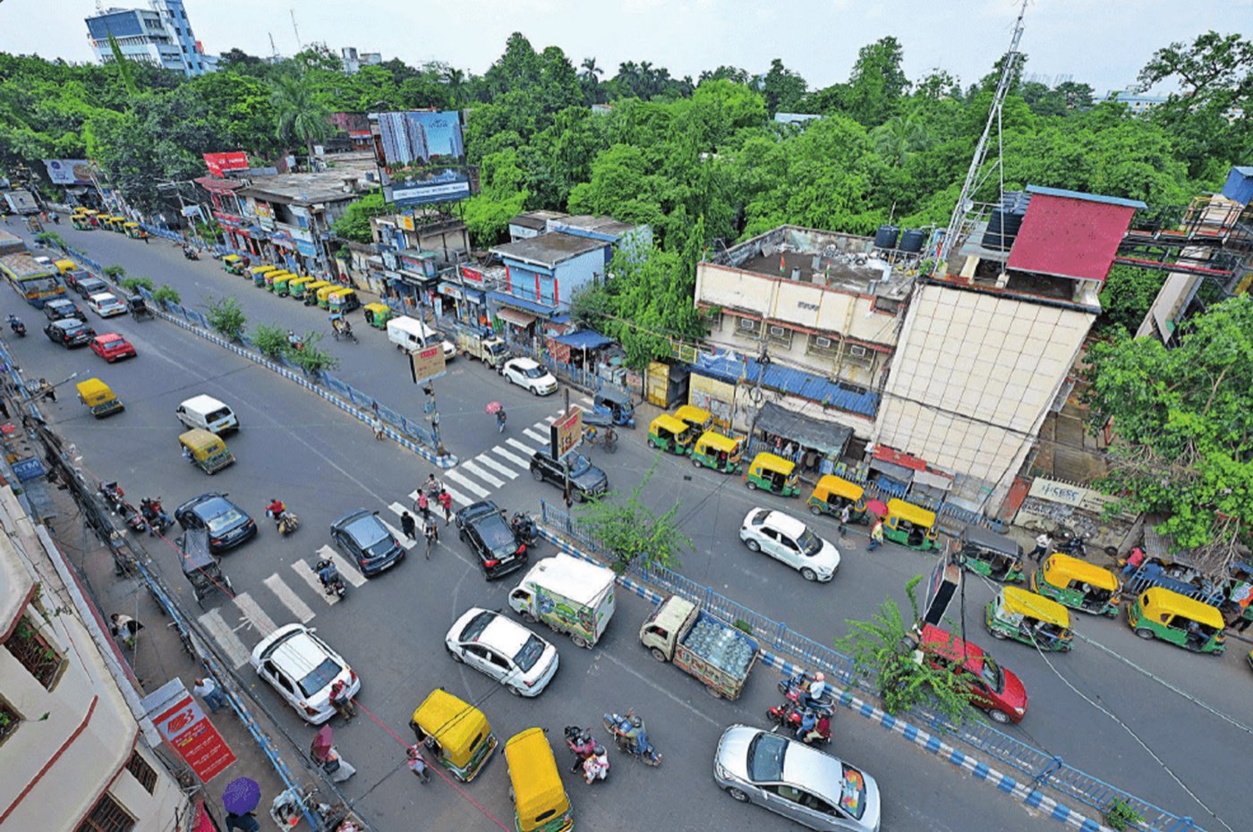 LIVING PARA JADAVPUR
